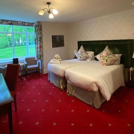 The Coed-Y-Mwstwr Hotel Bridgend  Zewnętrze zdjęcie