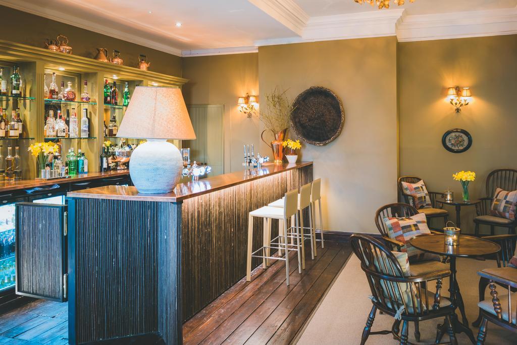 The Coed-Y-Mwstwr Hotel Bridgend  Zewnętrze zdjęcie