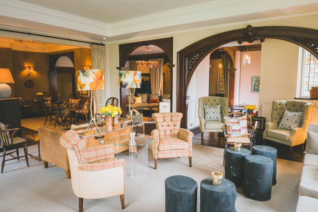 The Coed-Y-Mwstwr Hotel Bridgend  Zewnętrze zdjęcie